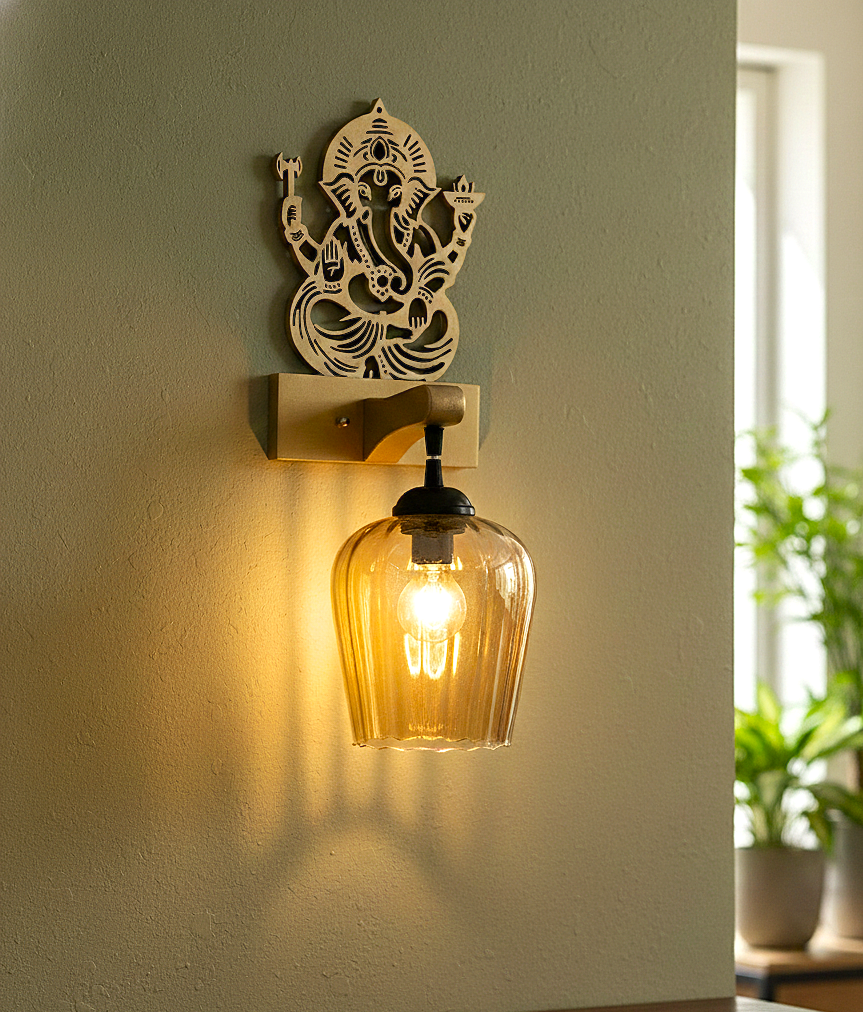 Ganesha-Inspired Decorative Amber Radiant Wall Lamp (Gold)