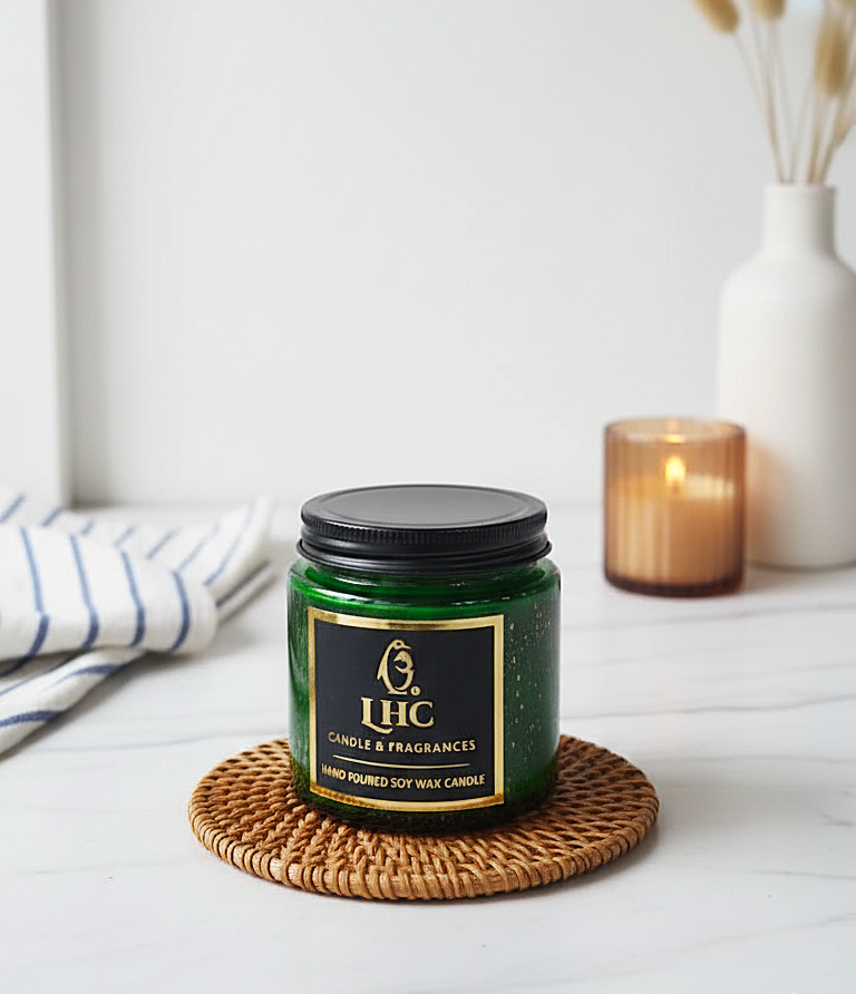 Luxury Golden Brush Stroke Patterned Soy Wax Candle With Black Metal Lid (Green)